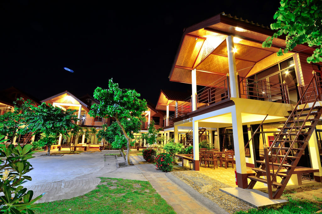 Avila Resort Pattaya Bãi biển Jomtien Ngoại thất bức ảnh