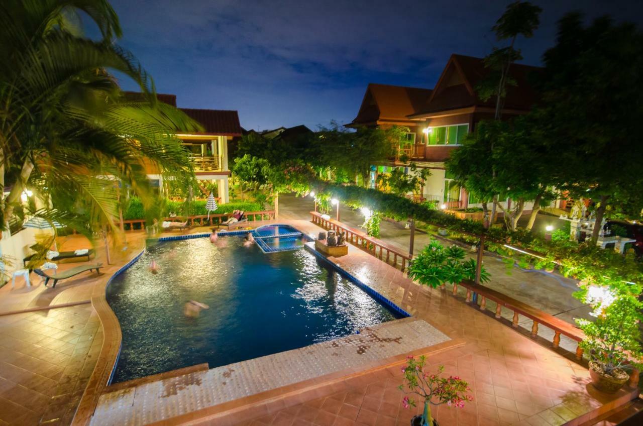 Avila Resort Pattaya Bãi biển Jomtien Ngoại thất bức ảnh